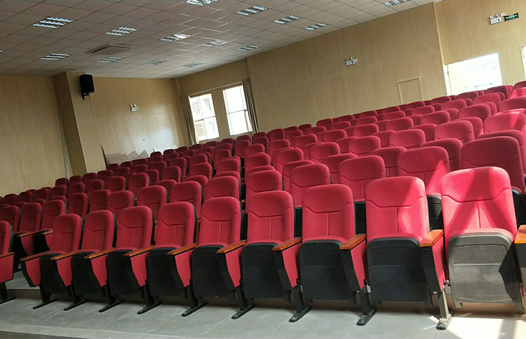 学校礼堂WWW.香蕉视频